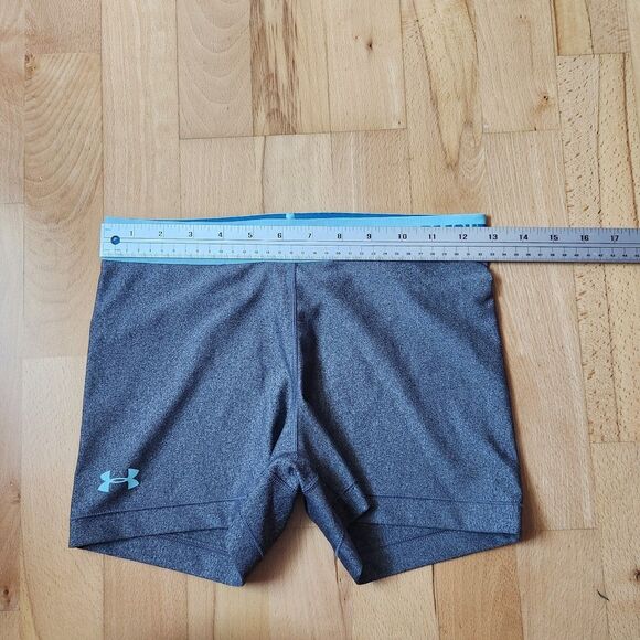 Under Armour Compression Heat Gear Shorts, Gray, Women's, Medium - Picture 3 of 6